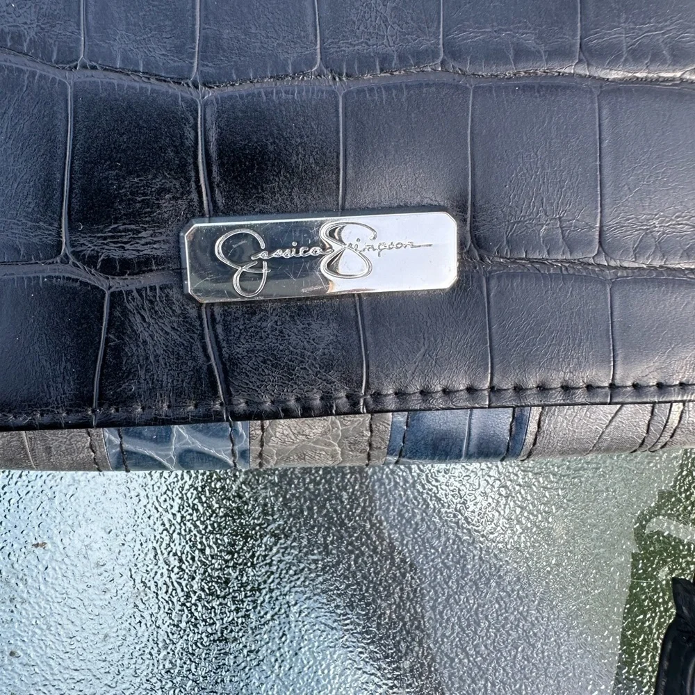Jessica Simpson Bi-Fold Black, Gray, Blue Wallet
